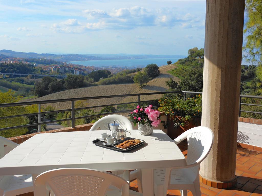 Fiori Del Conero Villa Анкона Екстериор снимка