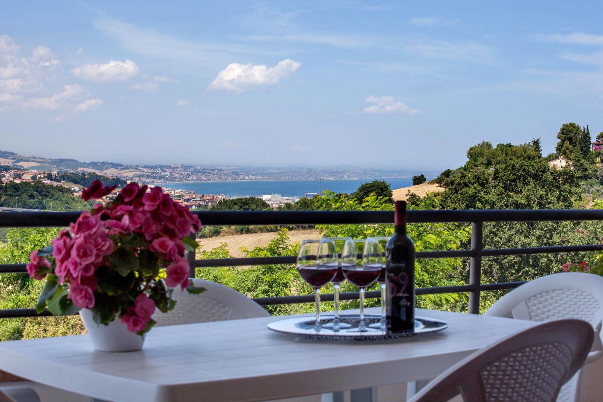 Fiori Del Conero Villa Анкона Екстериор снимка